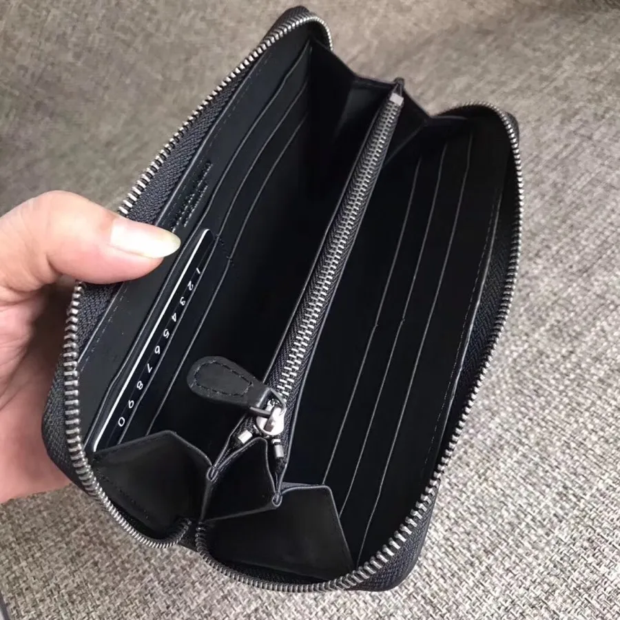Batch 920 🎉🎉🎉BV fetal cowhide woven wallet✅✅🔥🔥 BOTTEA VENETA Style number: 1008# Material: Purely hand-woven imported fetal cowhide Specifications: Picture size BVBVBV